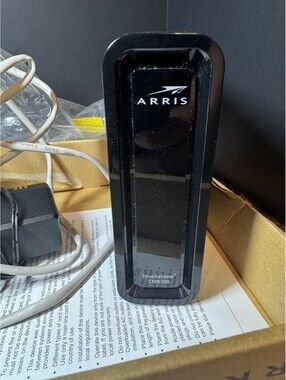 ARRIS Touchstone CM8200A DOCSIS 3.1 Ultra Fast Cable Modem - Black
